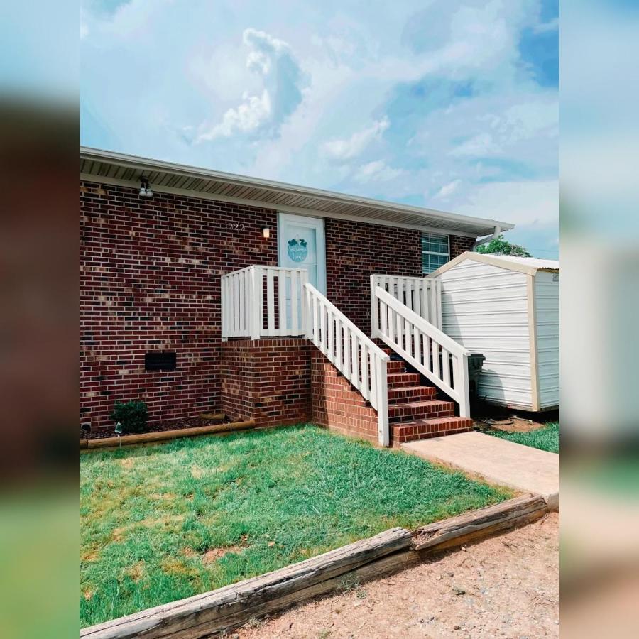 Spacious 1King Bd/2Queen Bd/* 1 Mile From I-85 Lexington Extérieur photo
