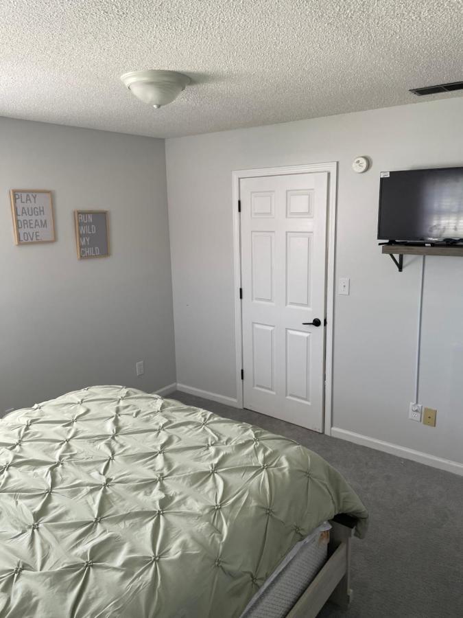 Spacious 1King Bd/2Queen Bd/* 1 Mile From I-85 Lexington Extérieur photo